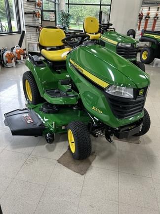 Image of John Deere X570 equipment image 1