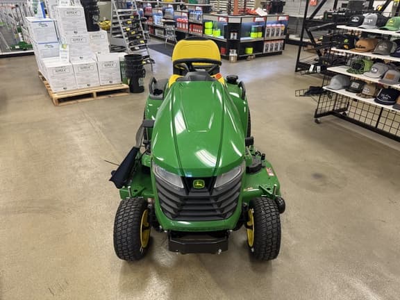 Image of John Deere X570 equipment image 1