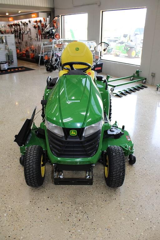 Image of John Deere X580 Image 1