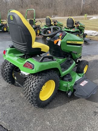 Image of John Deere X580 equipment image 3