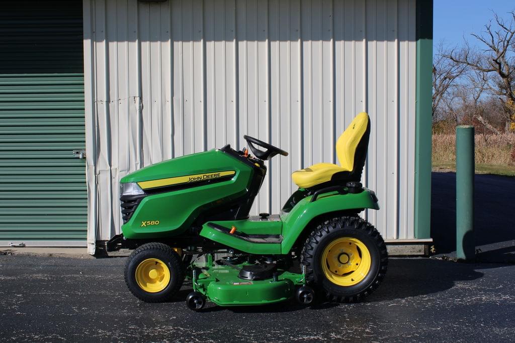 Image of John Deere X580 Primary image