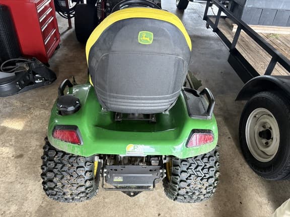 Image of John Deere X580 equipment image 2