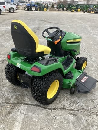 Image of John Deere X580 equipment image 4