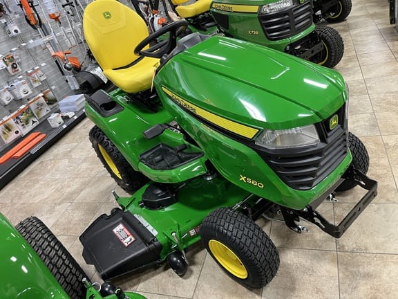 2025 John Deere X580 Equipment Image0