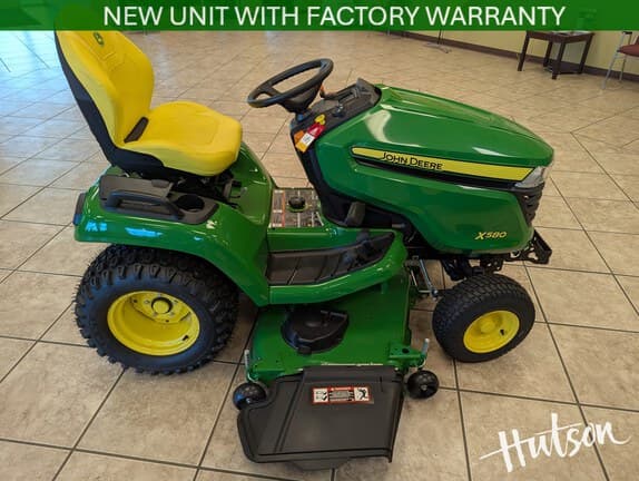 Image of John Deere X580 equipment image 2