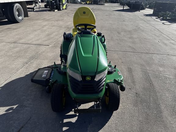 Image of John Deere X580 equipment image 1