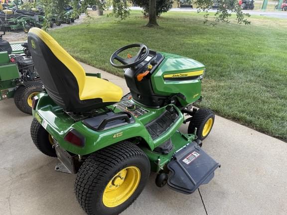 Image of John Deere X584 equipment image 3