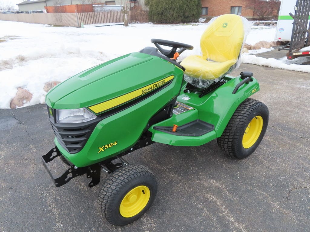 2025 John Deere X584 Equipment Image0