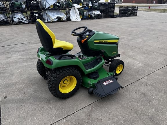 Image of John Deere X590 equipment image 4