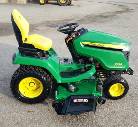 Image of John Deere X590 equipment image 2