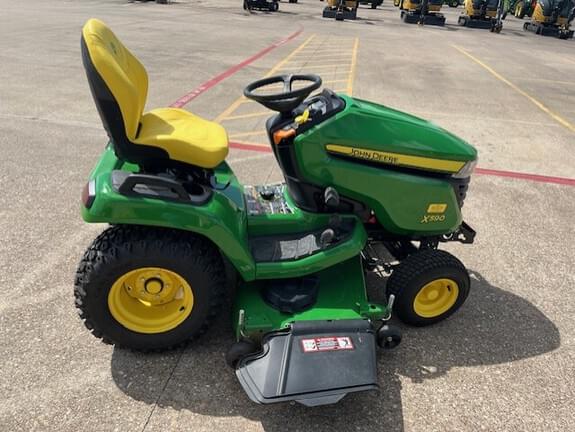 Image of John Deere X590 equipment image 1