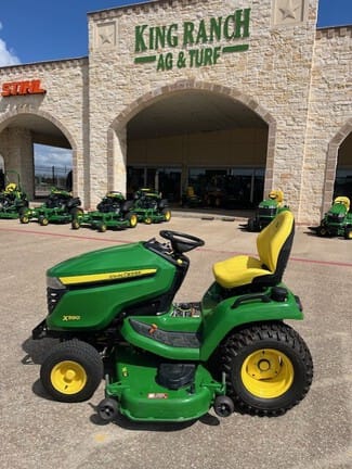 2025 John Deere X590 Equipment Image0