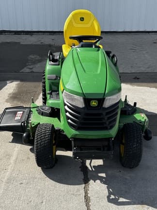 Image of John Deere X590 equipment image 2