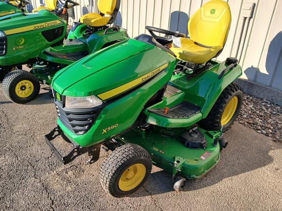 Image of John Deere X590 equipment image 2