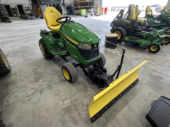 Image of John Deere X590 equipment image 2