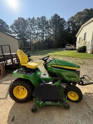 Image of John Deere X590 equipment image 4