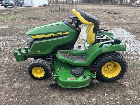 Image of John Deere X590 equipment image 1