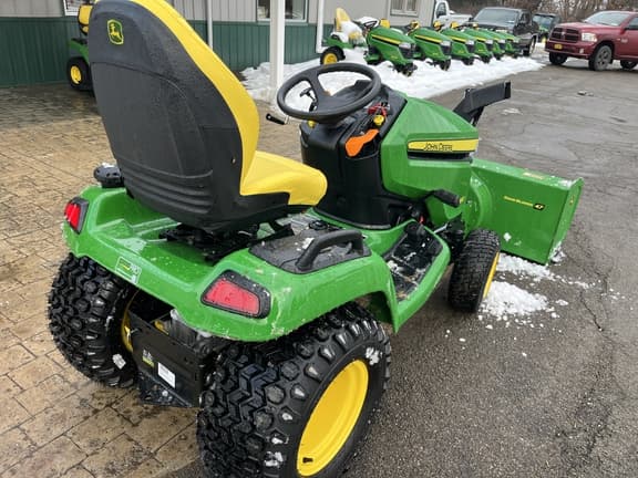 Image of John Deere X590 equipment image 2