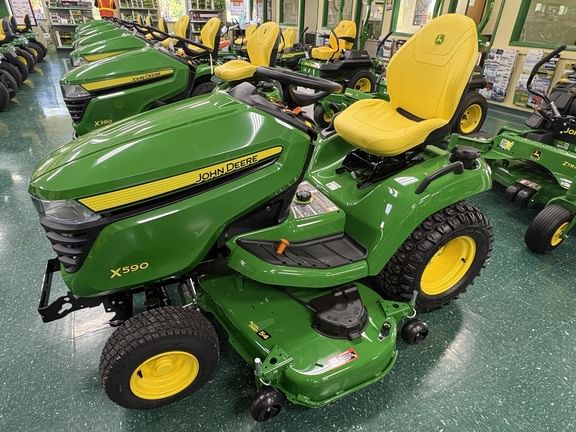 2025 John Deere X590 Image
