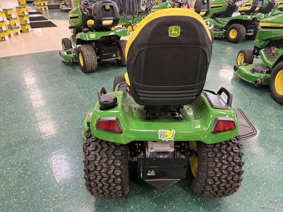 Image of John Deere X590 equipment image 3