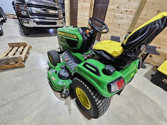 Image of John Deere X730 equipment image 4