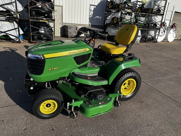 2025 John Deere X730 Image