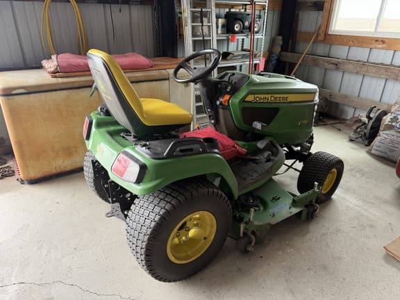 Image of John Deere X730 equipment image 2