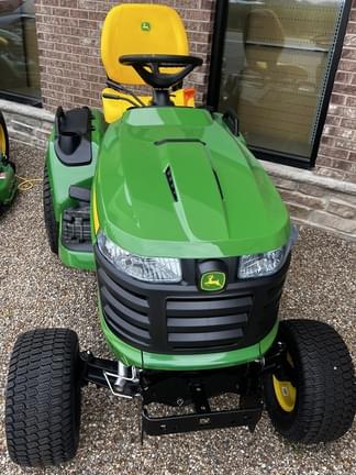 Image of John Deere X730 equipment image 3