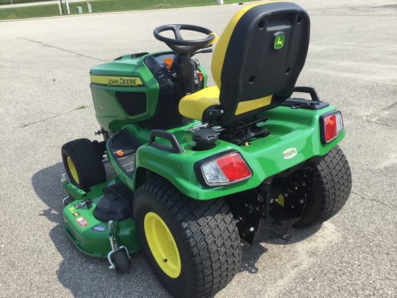 Image of John Deere X730 equipment image 4