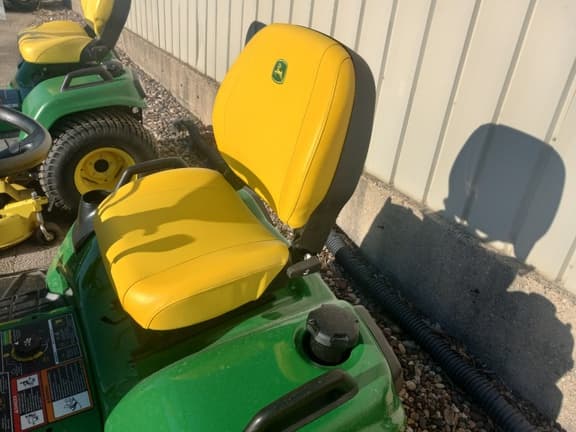 Image of John Deere X730 equipment image 4