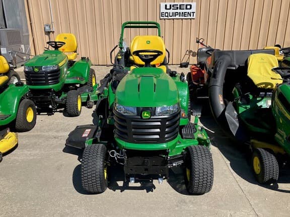 Image of John Deere X730 equipment image 1