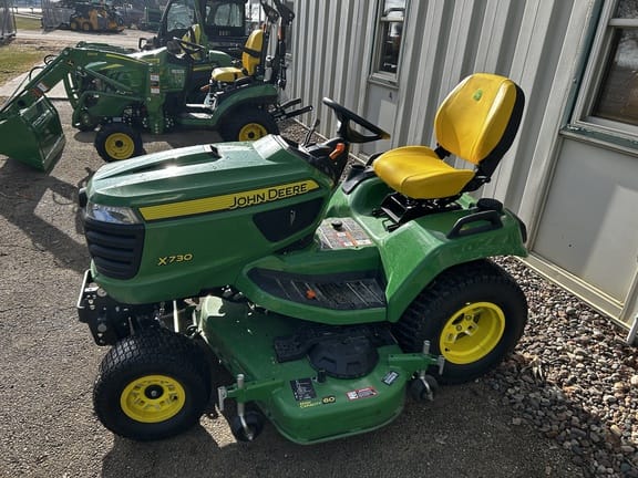 2025 John Deere X730 Equipment Image0