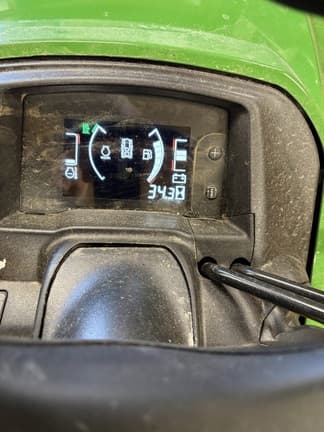 Image of John Deere X730 equipment image 3