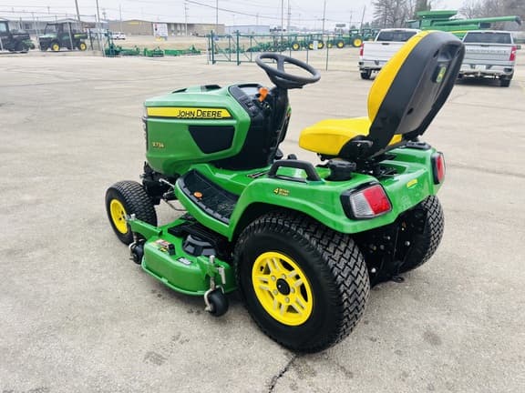 Image of John Deere X734 equipment image 2