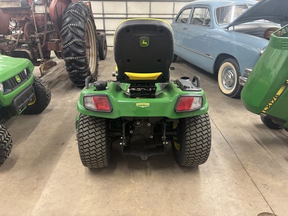 Image of John Deere X734 equipment image 1