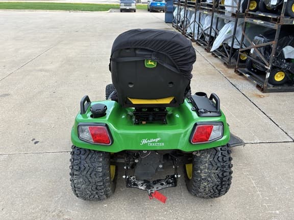 Image of John Deere X738 equipment image 3