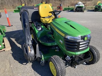 Main image John Deere X738