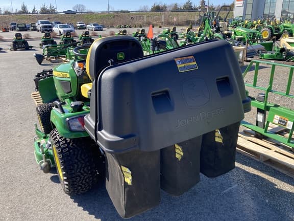 Image of John Deere X738 equipment image 4