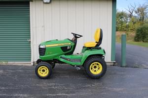 2025 John Deere X738 Image