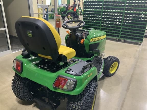Image of John Deere X739 equipment image 1