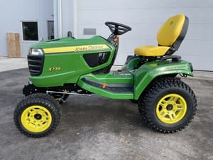 2025 John Deere X739 Image