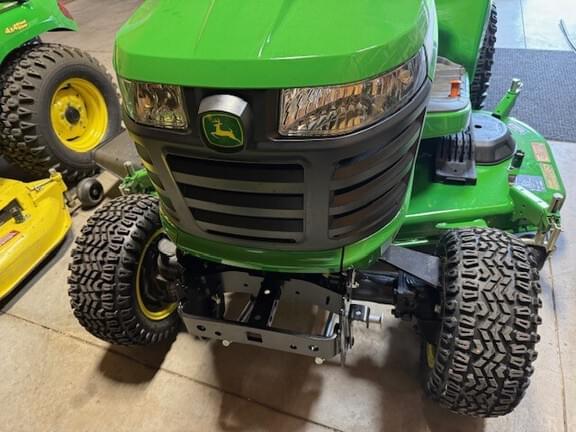 Image of John Deere X739 equipment image 2