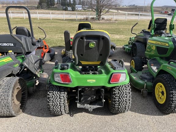 Image of John Deere X739 equipment image 3