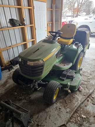 Main image John Deere X750