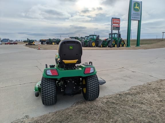 Image of John Deere X750 equipment image 4