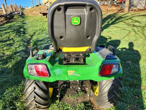 Image of John Deere X750 equipment image 4