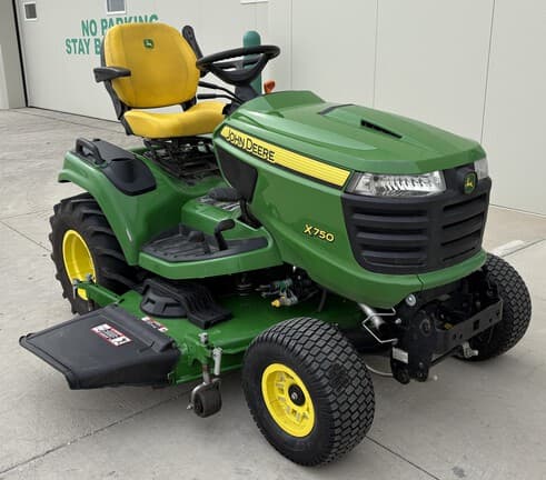 Image of John Deere X750 Primary image