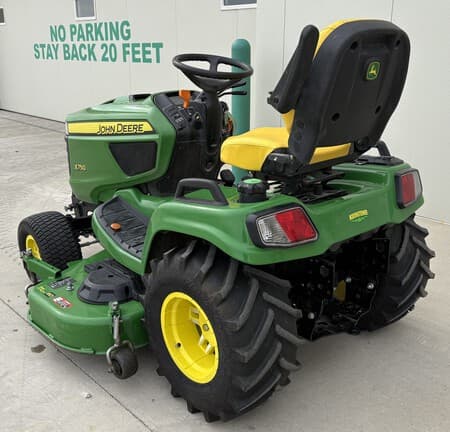 Image of John Deere X750 equipment image 4