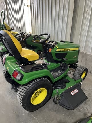 Image of John Deere X750 equipment image 2