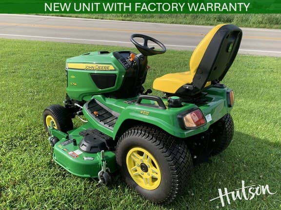 Image of John Deere X754 equipment image 2
